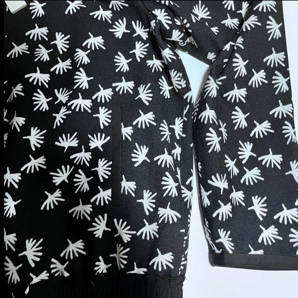 Lafayette 148 New York- Bryant Palmetto-Print Crepe Bomber Jacket. Size Small - Picture 5 of 8